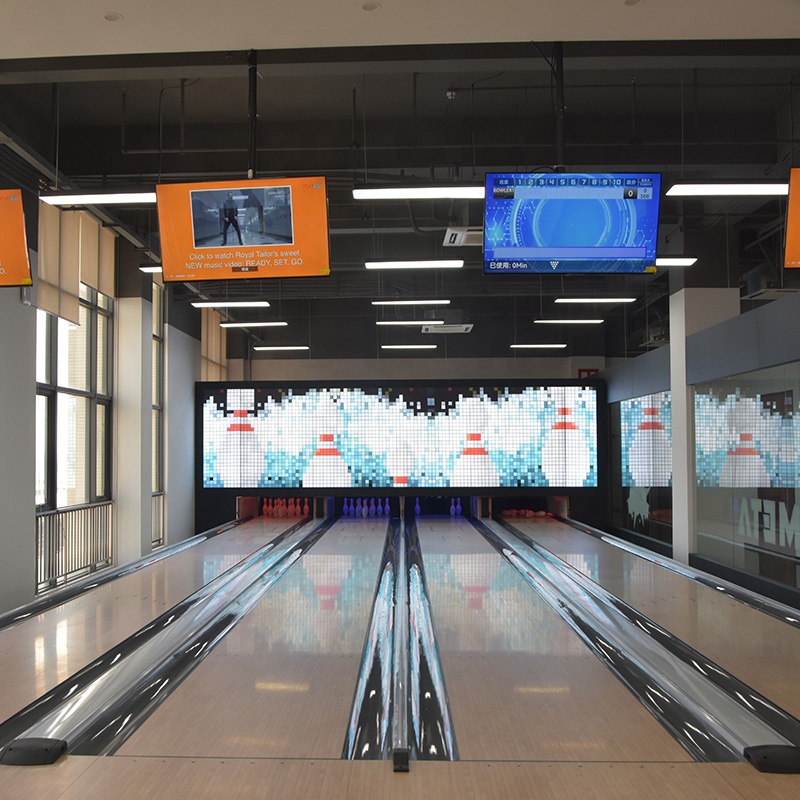 Large Bowling Experience Hall  - đánh giá và giá Sports Equipment And Facilities